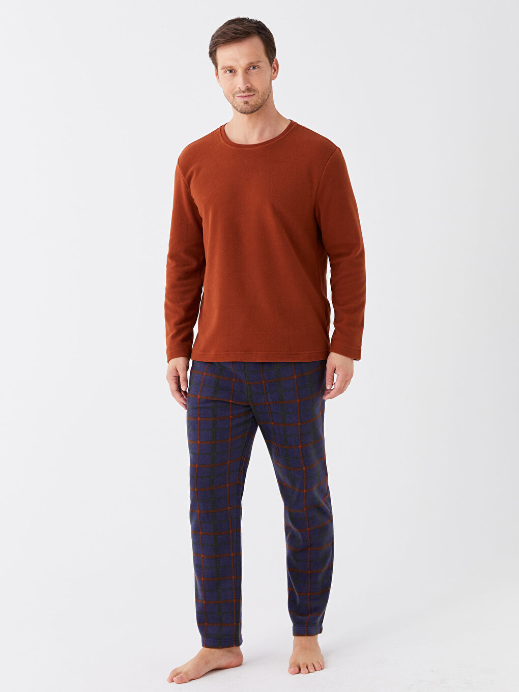 LC WAIKIKI Standart Kalıp Ekose Polar Erkek Pijama Takımı -W3CG02Z8-LSJ