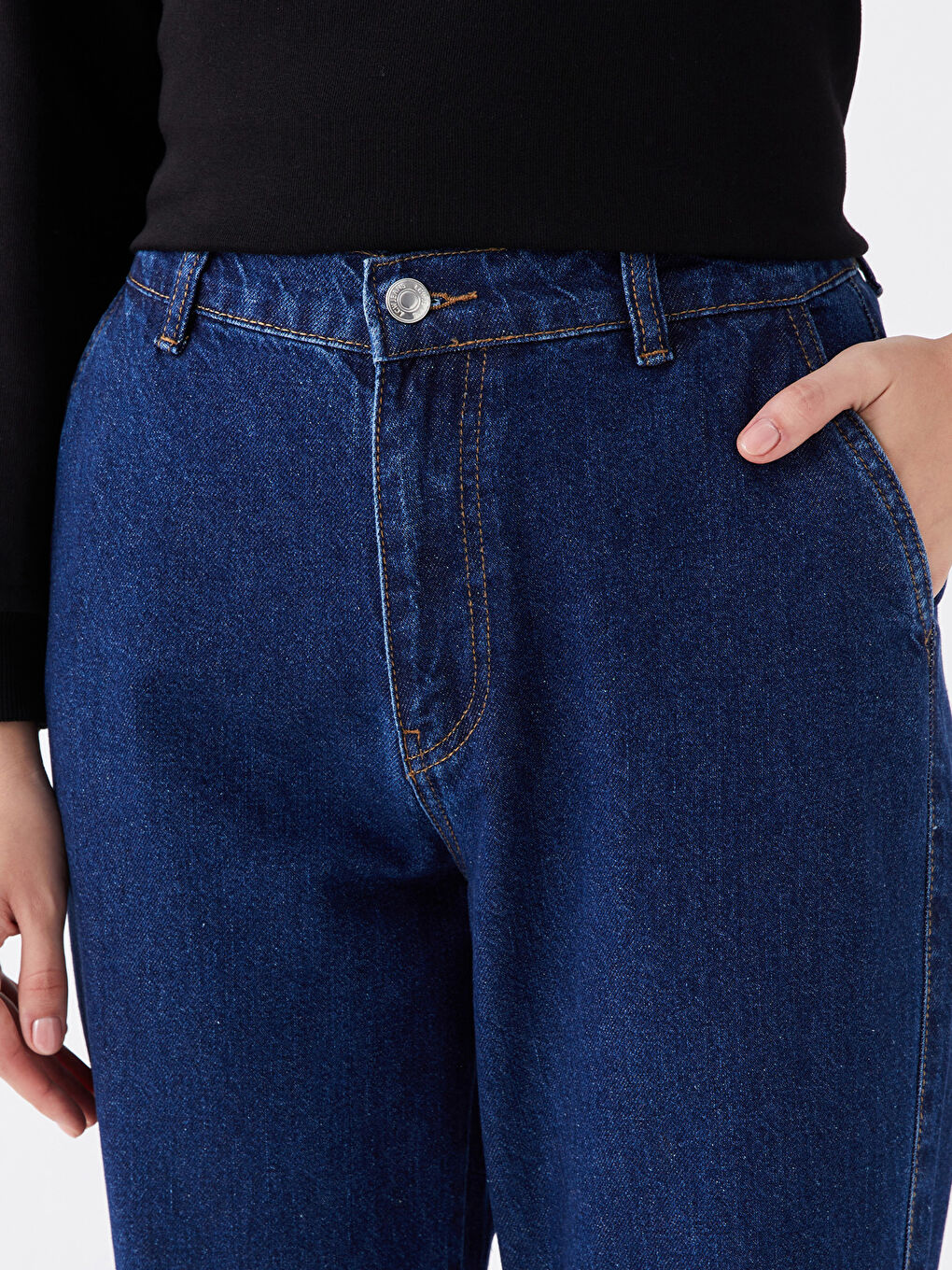 Straight Fit Women's Jeans-2