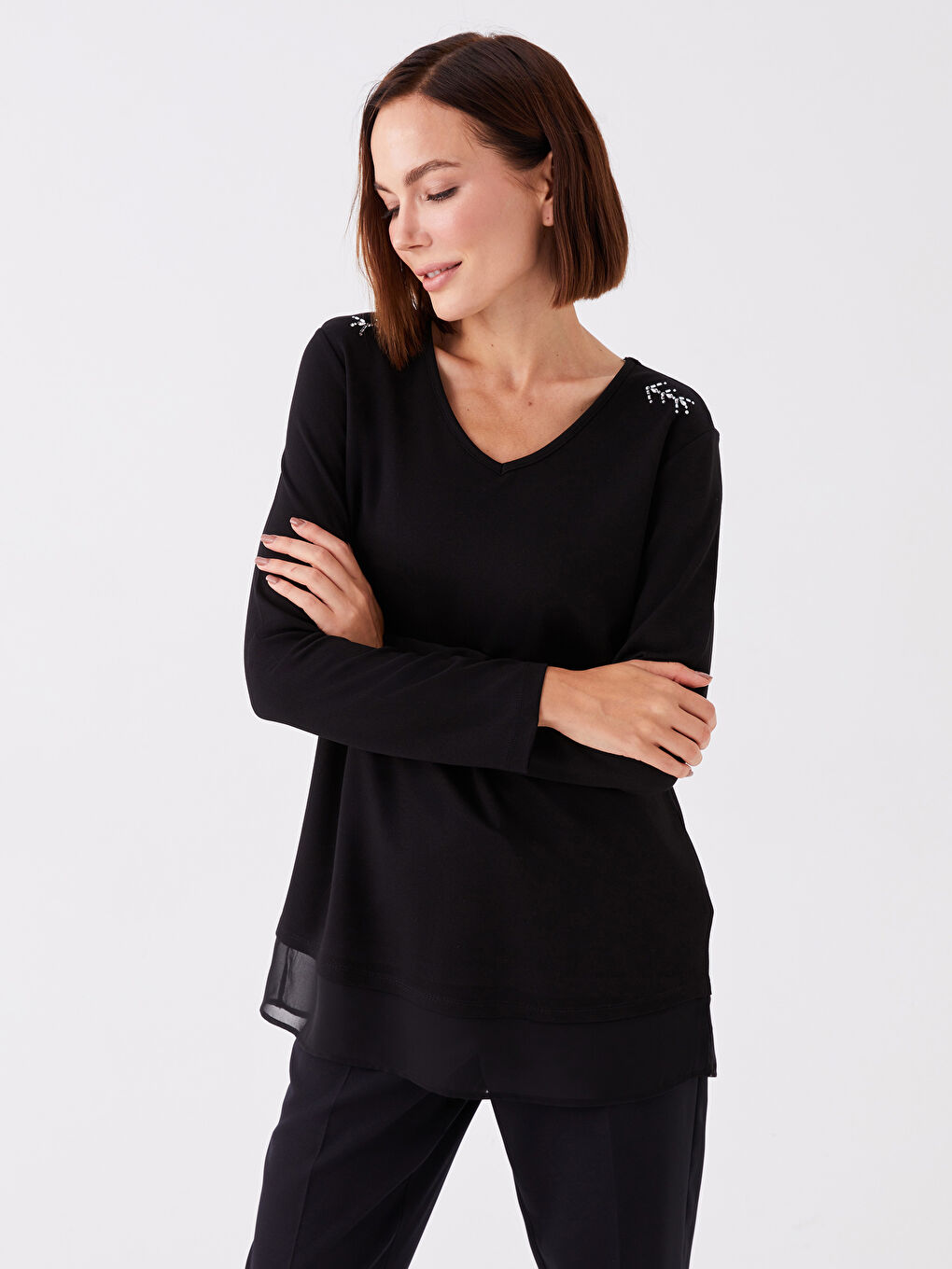 Siyah V Yaka Taşlı Uzun Kollu Kadın Bluz-1