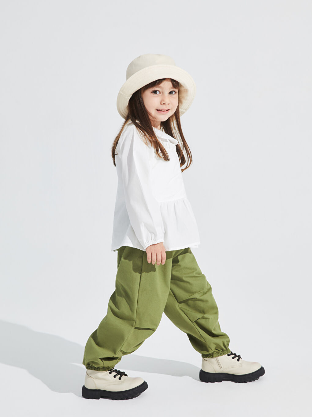 Haki Beli Lastikli Basic Gabardin Kız Bebek Pantolon