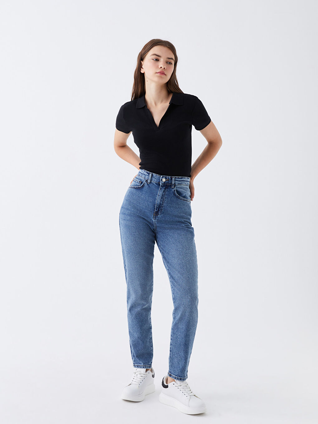 İndigo Yüksek Bel Mom Fit Kadın Jean Pantolon