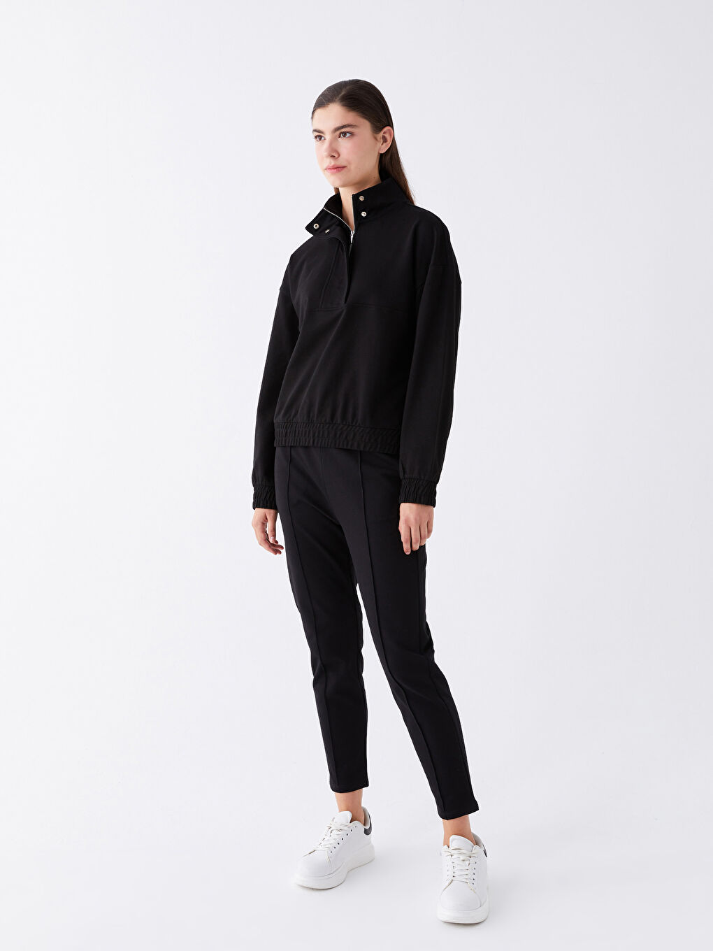 Siyah Kadın Beli Lastikli Düz Eşofman Altı-1