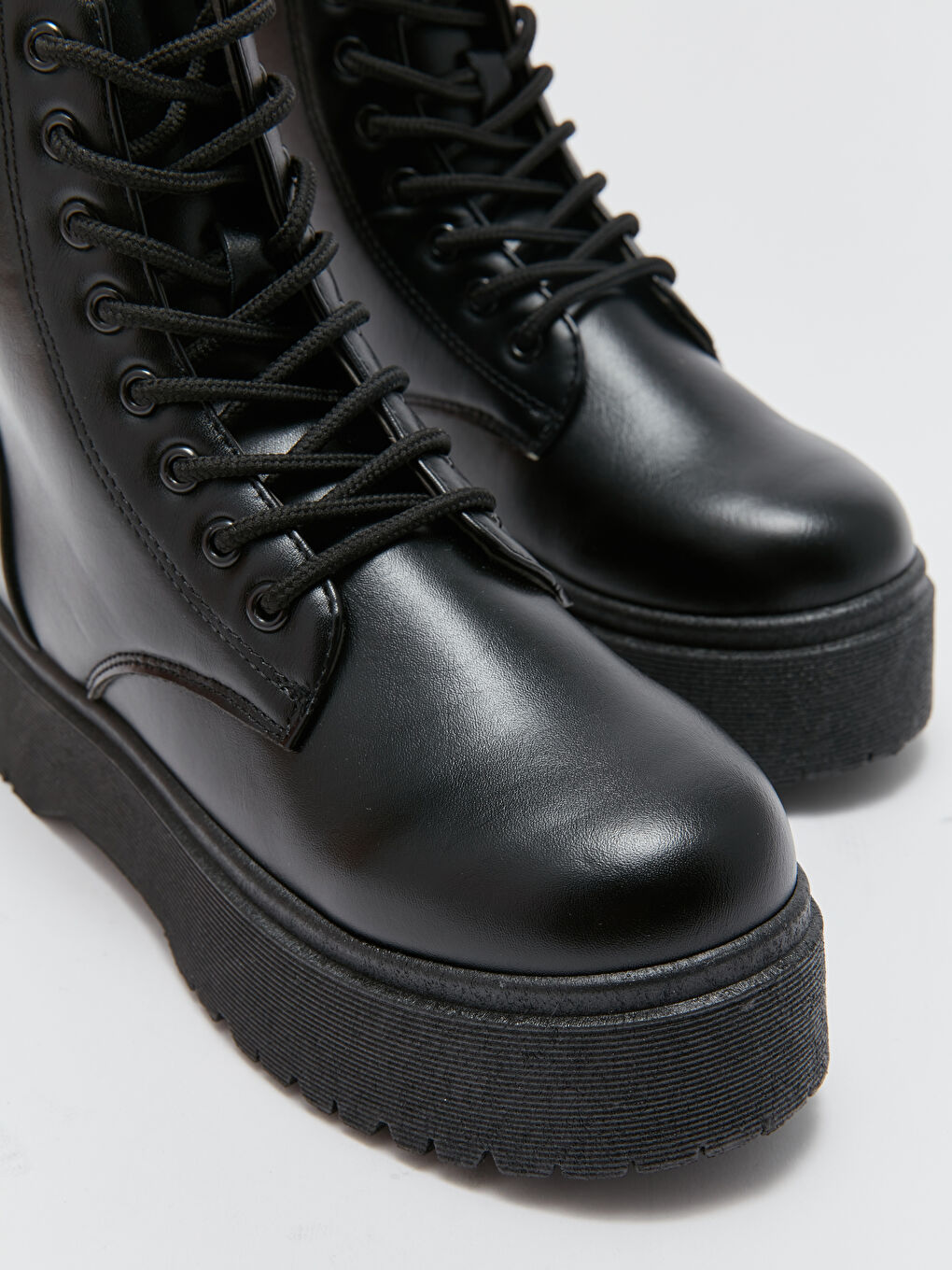 Bottes en Similicuir à Lacets pour Femmes-5