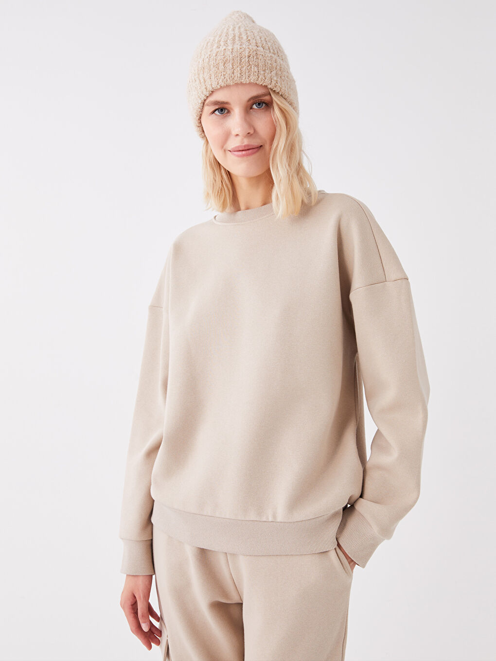 LCW Vision Bej Bisiklet Yaka Oversize Kadın Kalın Sweatshirt