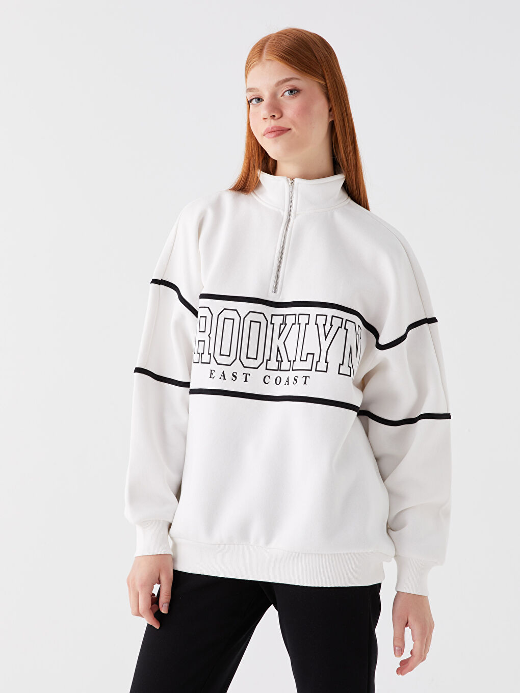 Ekru Dik Yaka Baskılı Oversize Kadın Kalın Sweatshirt