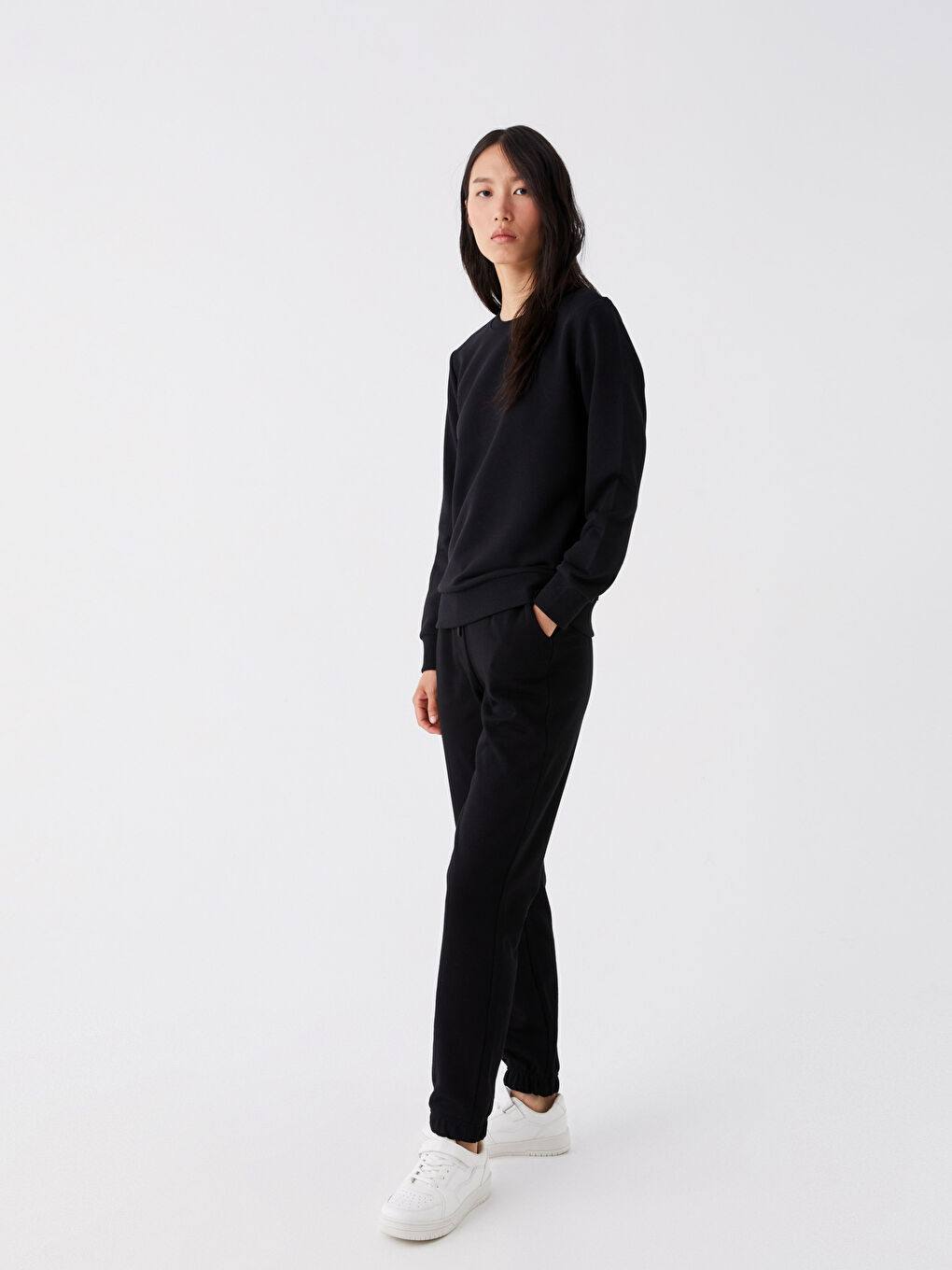 Siyah Kadın Beli Lastikli Düz Eşofman Altı-2