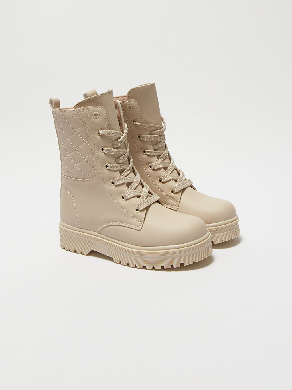 Bej Deri Görünümlü Bağcıklı Kız Çocuk Bot