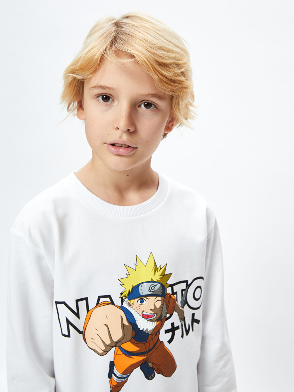 LCW Kids Beyaz Bisiklet Yaka Naruto Baskılı Uzun Kollu Erkek Çocuk Sweatshirt - 1