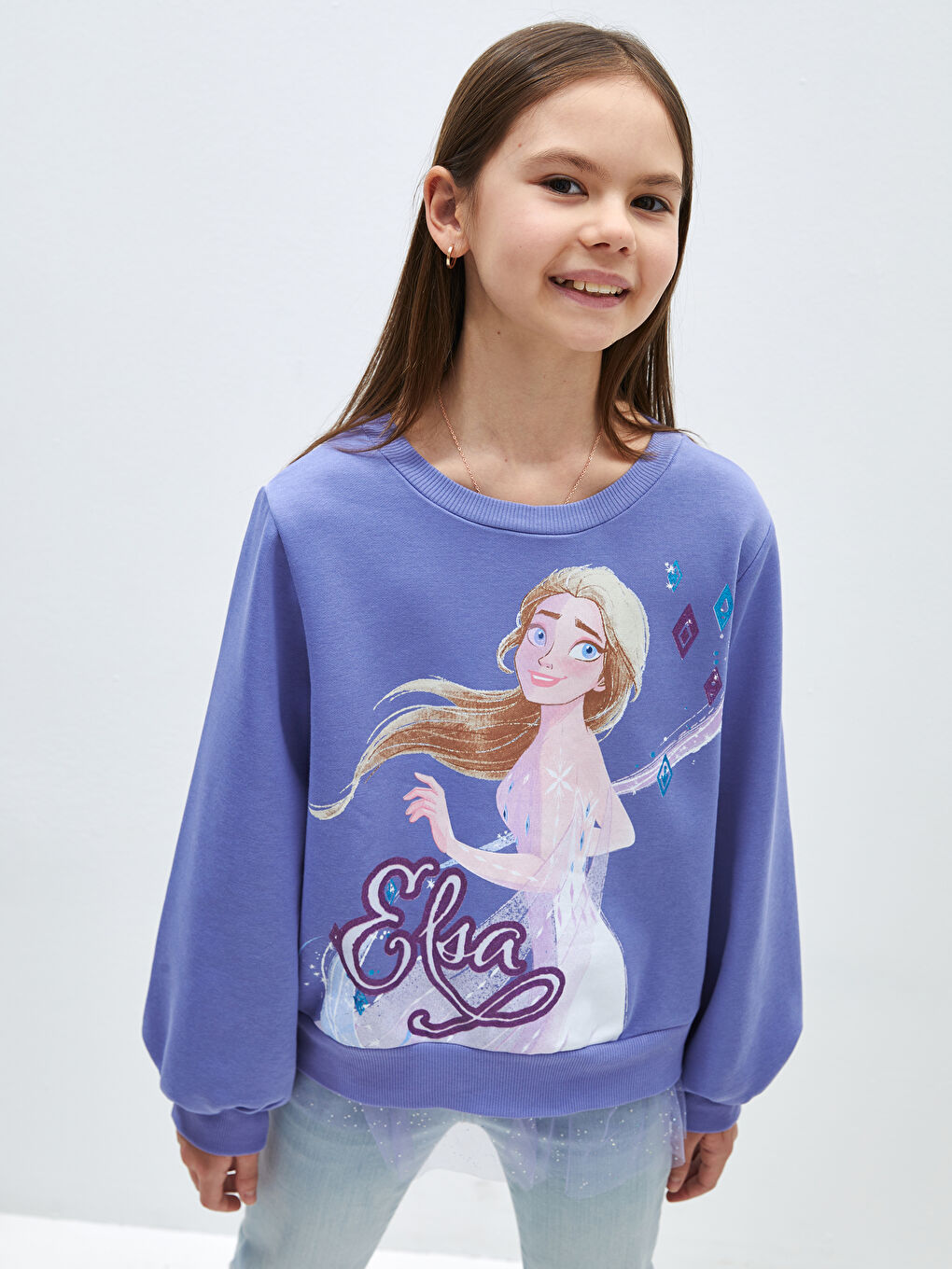 LCW Kids Mat Lila Bisiklet Yaka Elsa Baskılı Uzun Kollu Kız Çocuk Sweatshirt