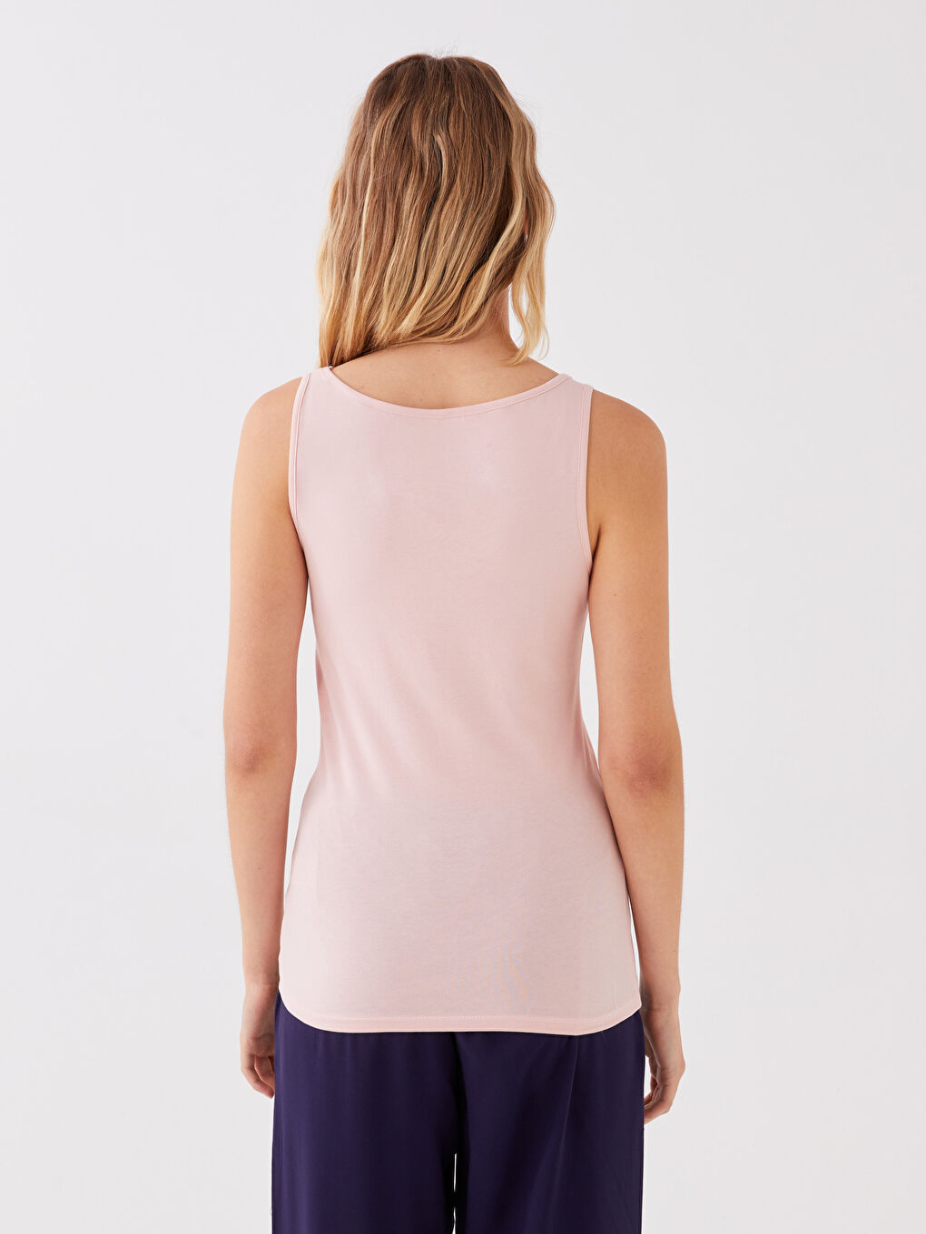 Pembe Kadın U Yaka Düz Atlet-4