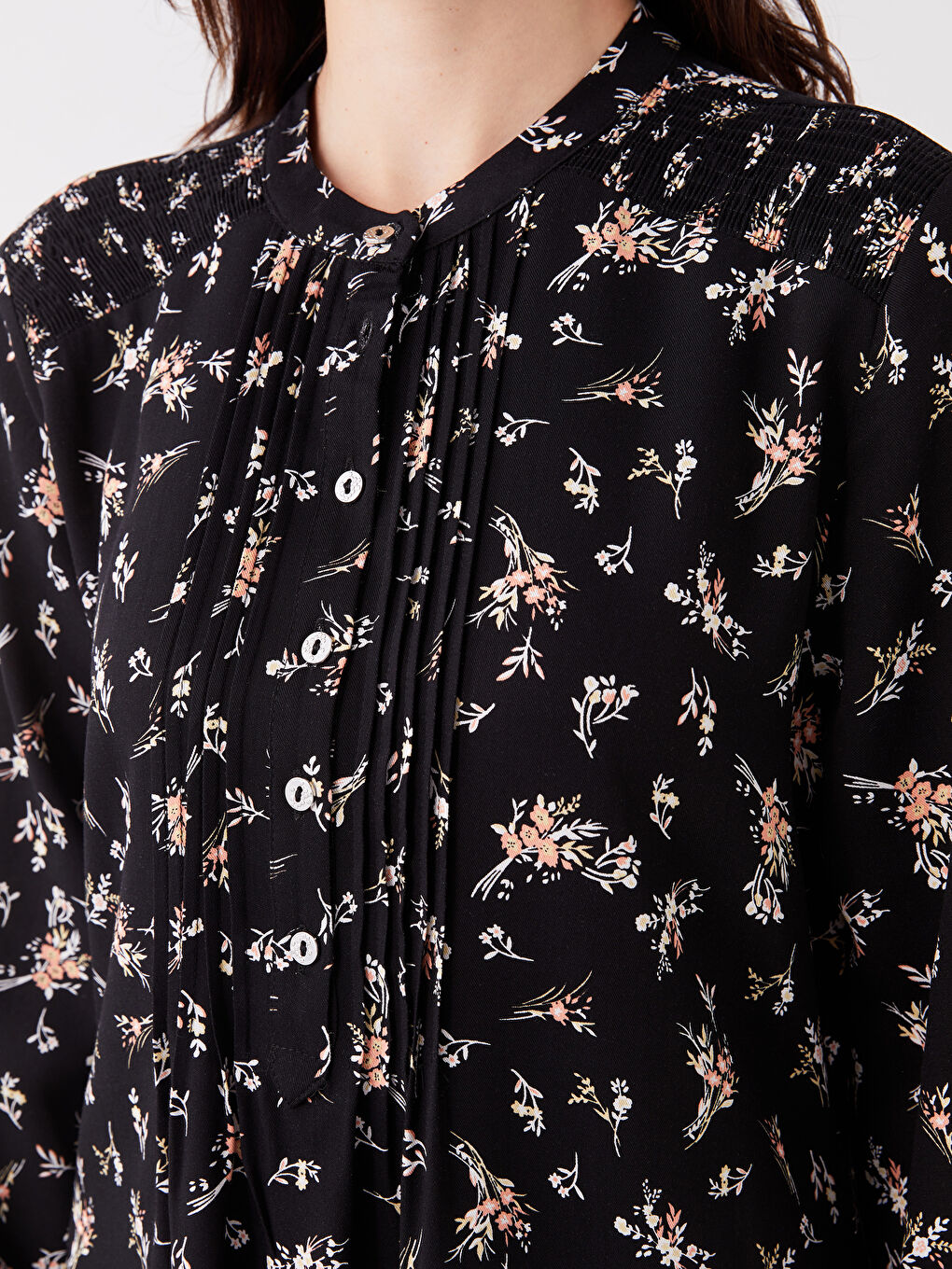 Bej Hakim Yaka Çiçekli Uzun Kollu Kadın Gömlek Elbise-3