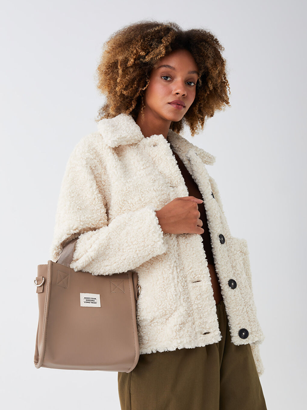 Bej Deri Görünümlü Kadın Çanta