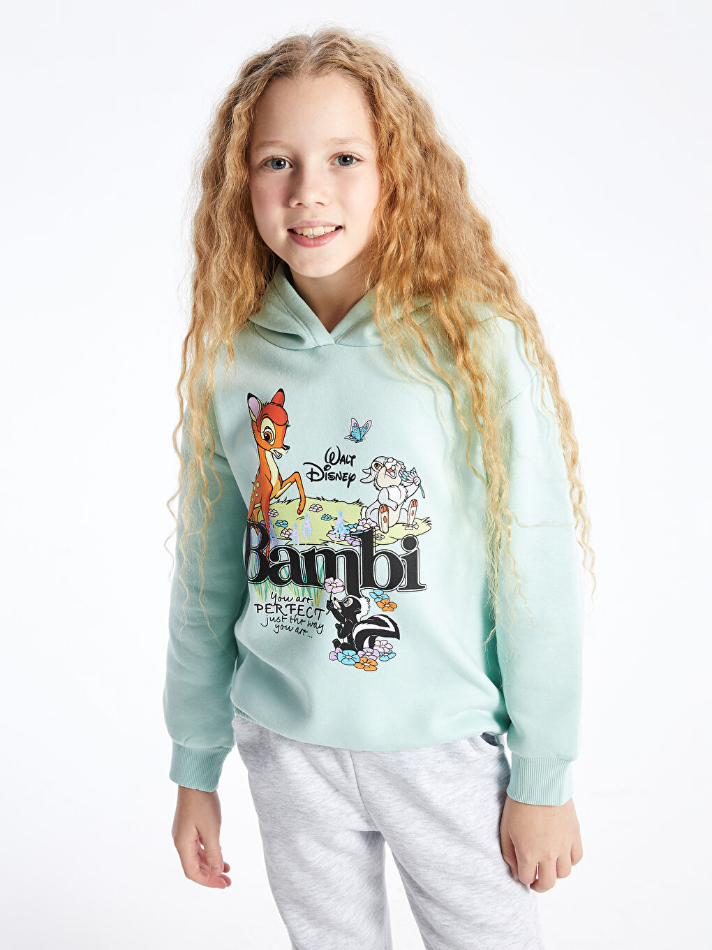 LCW Kids Nane Yeşili Bambi Baskılı Uzun Kollu Kız Çocuk Hoodie - 2