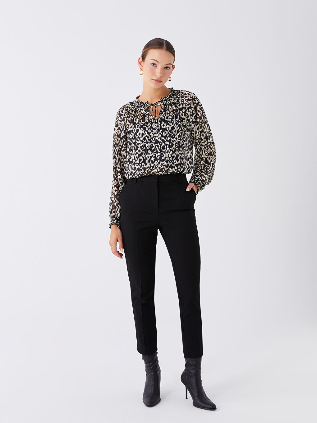 LCWAIKIKI Basic Kadın Dar Fit Düz Pantolon -W3CR30Z8-CVL