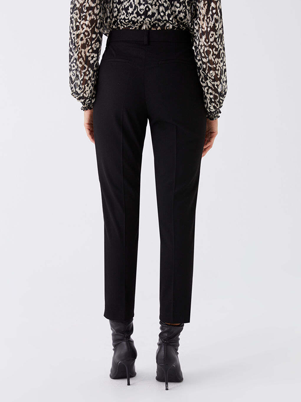 LCWAIKIKI Basic Kadın Dar Fit Düz Pantolon -W3CR30Z8-CVL