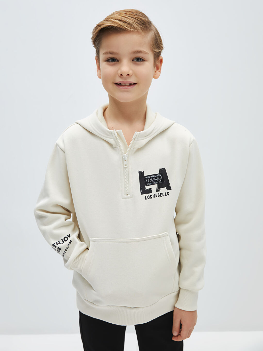 LCW Kids Açık Bej Baskılı Uzun Kollu Erkek Çocuk Hoodie - 1