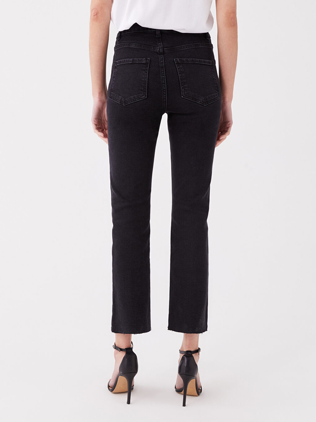 LCW Vision Siyah  Rodeo Normal Bel Straight Fit Kadın Jean Pantolon - 3