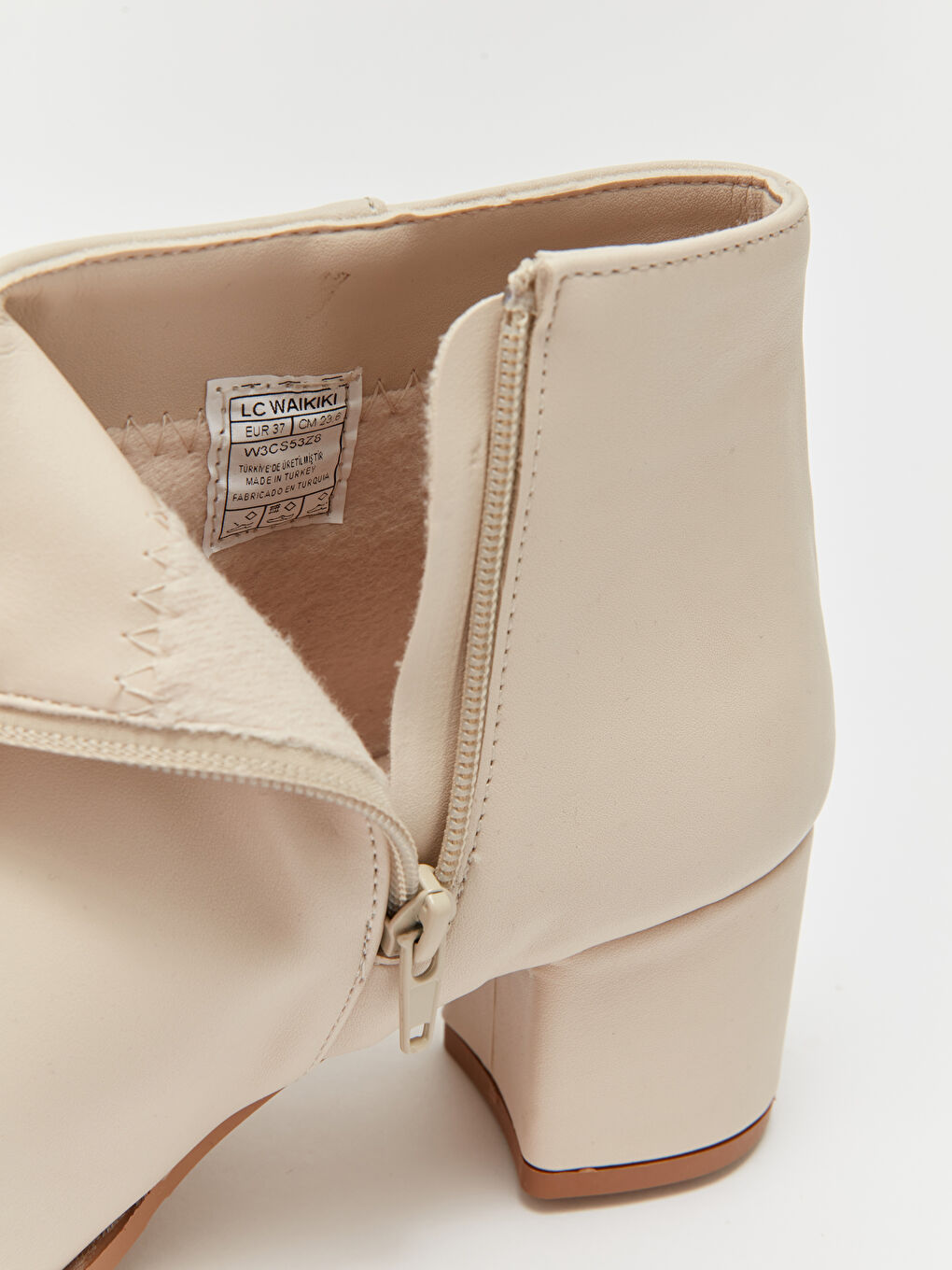 Bej Deri Görünümlü Sivri Burun Kadın Topuklu Bot-6
