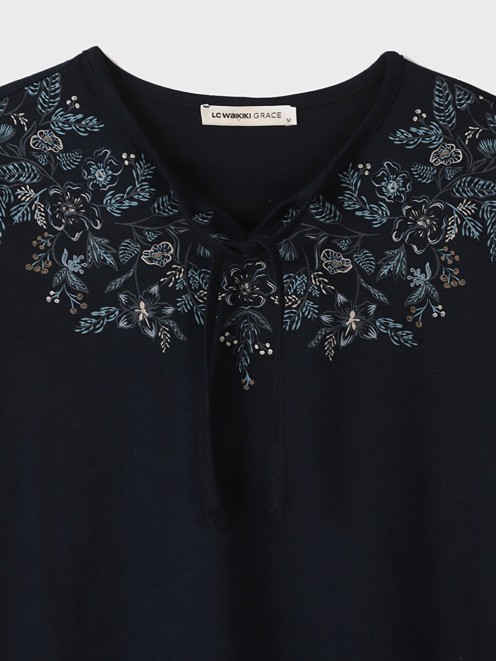 بلوزة كم طويل مطرزة بياقة دائرية للسيدات-2