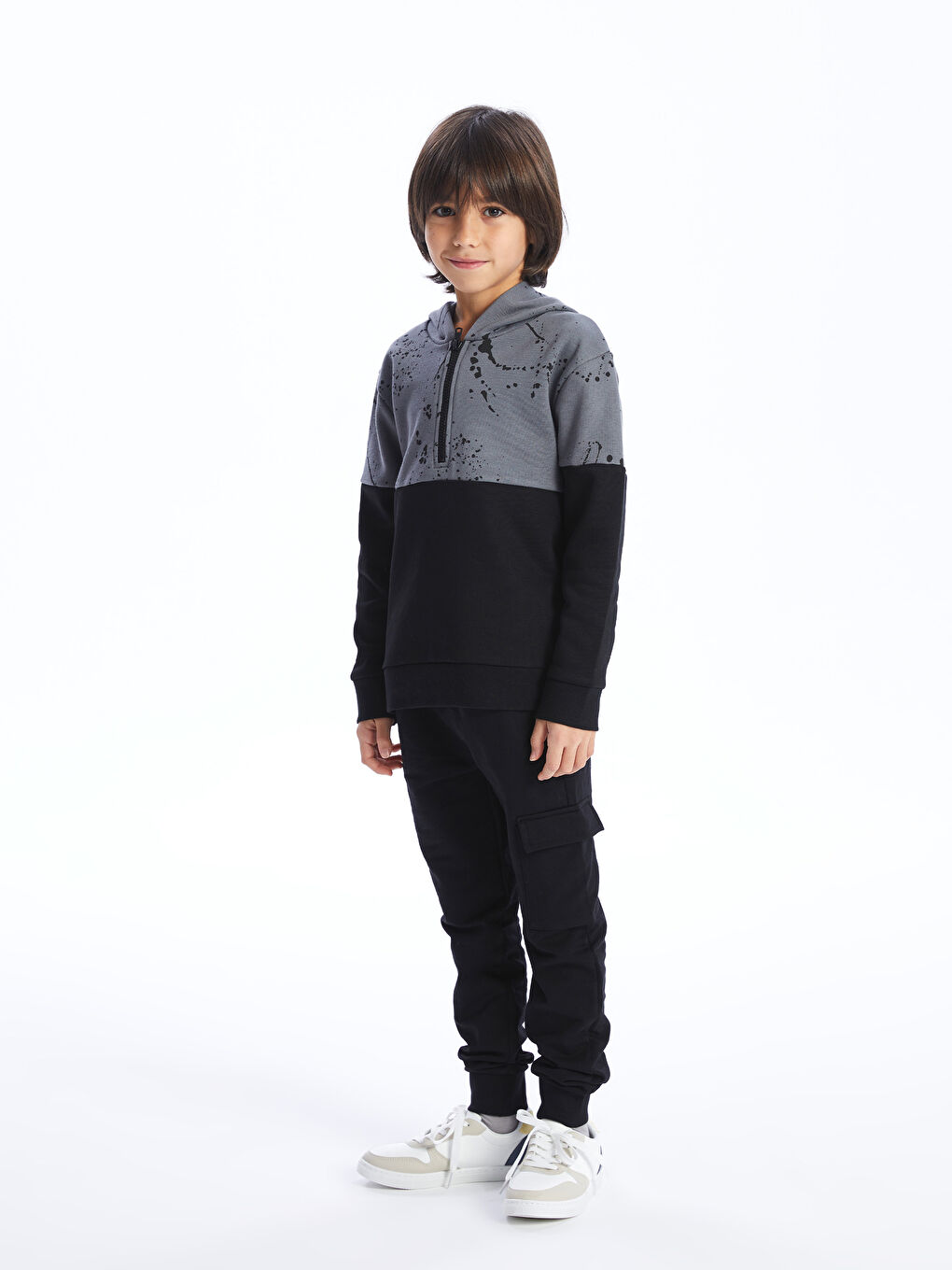 LCW Kids Siyah Baskılı Renk Bloklu Uzun Kollu Erkek Çocuk Hoodie - 2