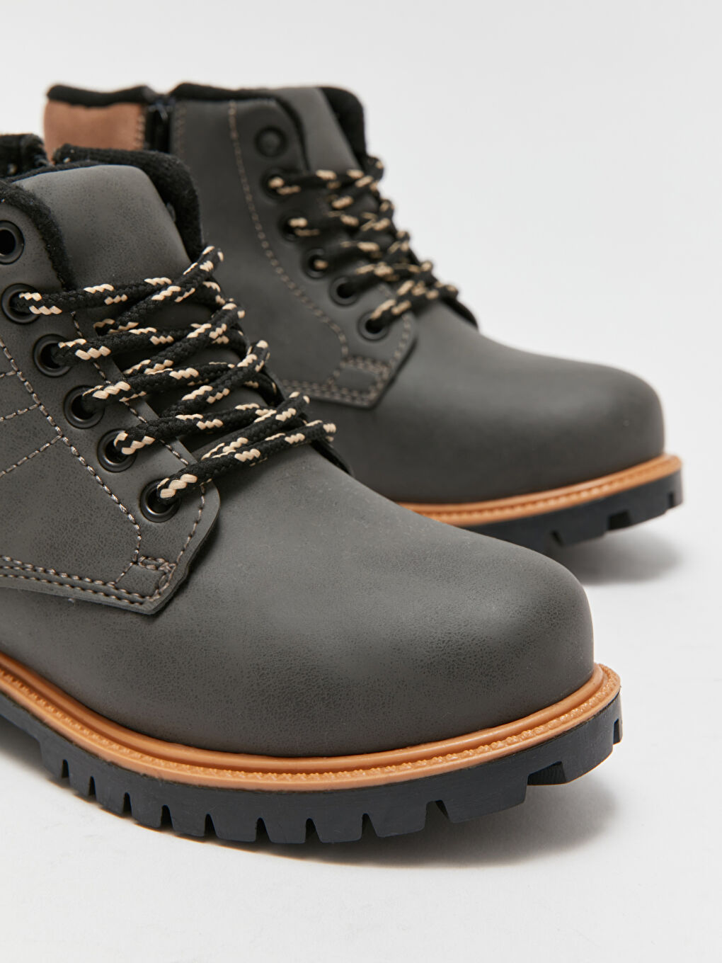 Antrasit Deri Görünümlü Erkek Çocuk Bot-2