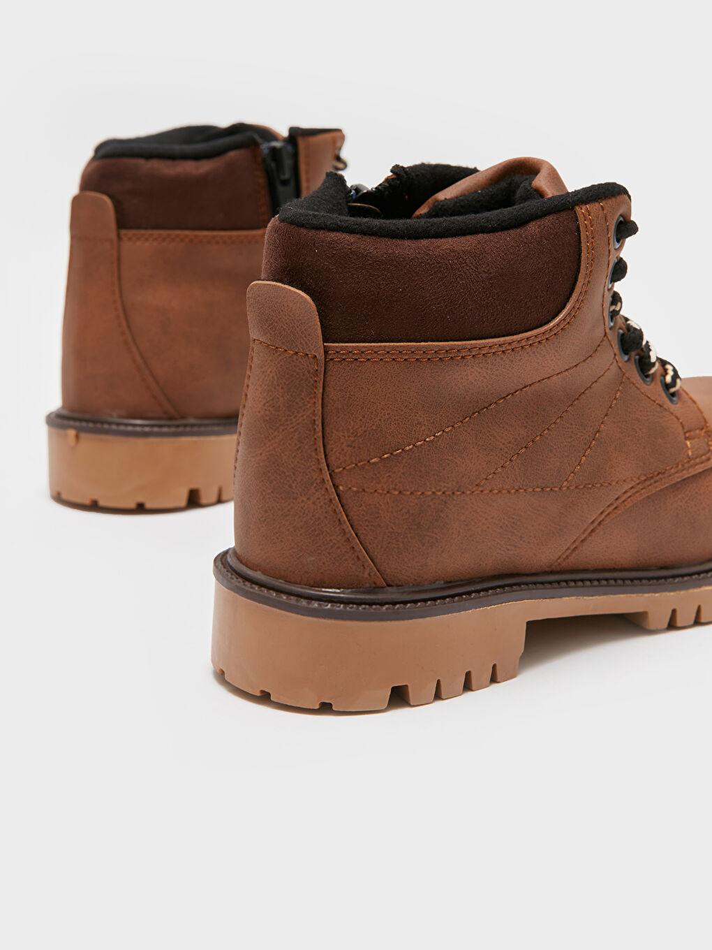 Kahverengi Deri Görünümlü Erkek Çocuk Bot-4