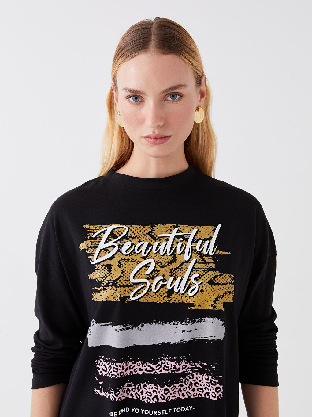 Siyah Dik Yaka Baskılı Uzun Kollu Kadın Tunik-2