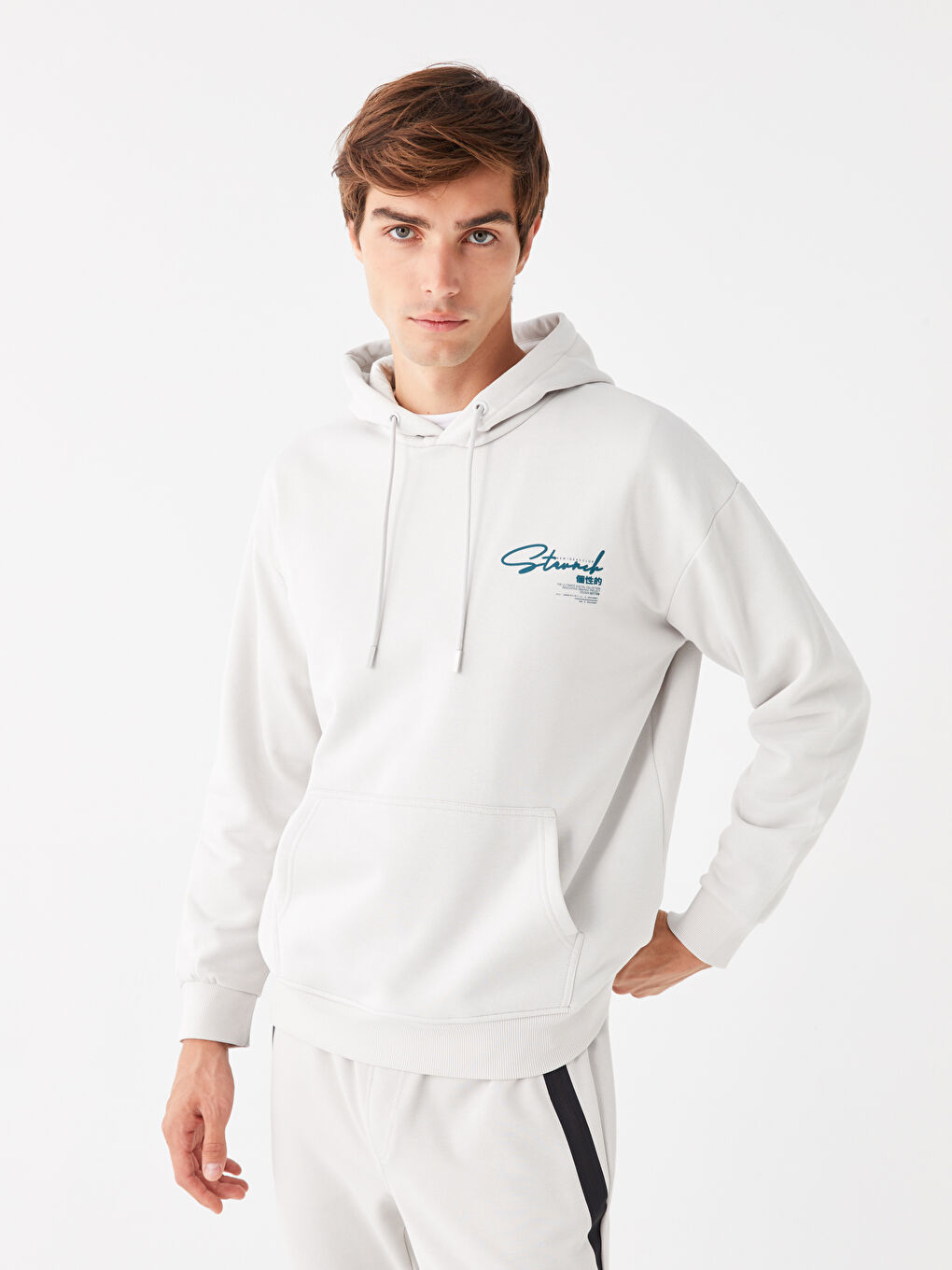 LCW Casual Açık Gri Uzun Kollu Baskılı Erkek Hoodie