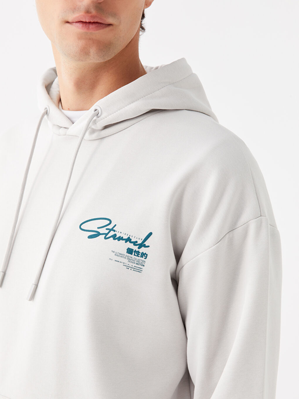 LCW Casual Açık Gri Uzun Kollu Baskılı Erkek Hoodie - 3