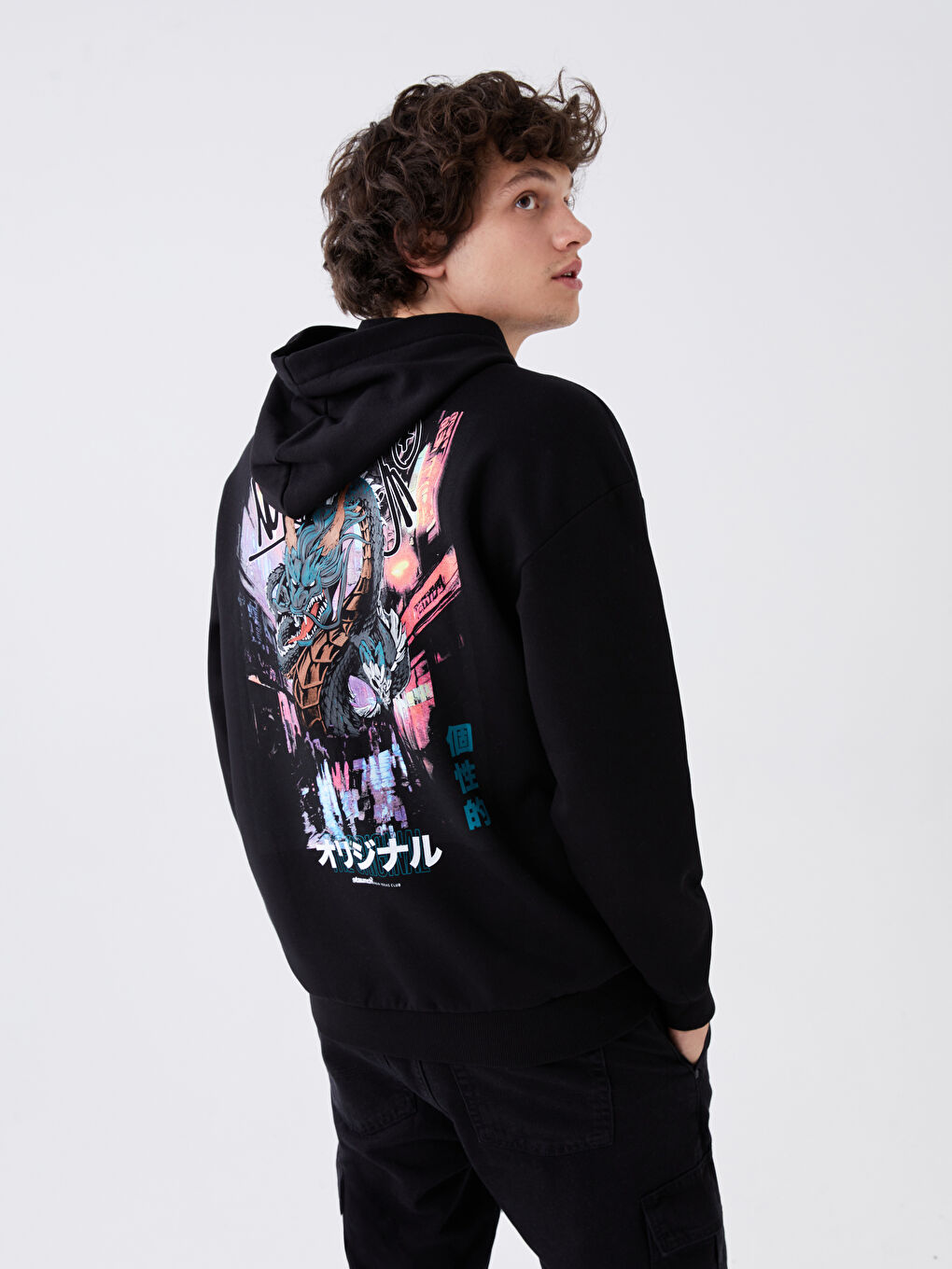 LCW Casual Yeni Siyah Uzun Kollu Baskılı Erkek Hoodie