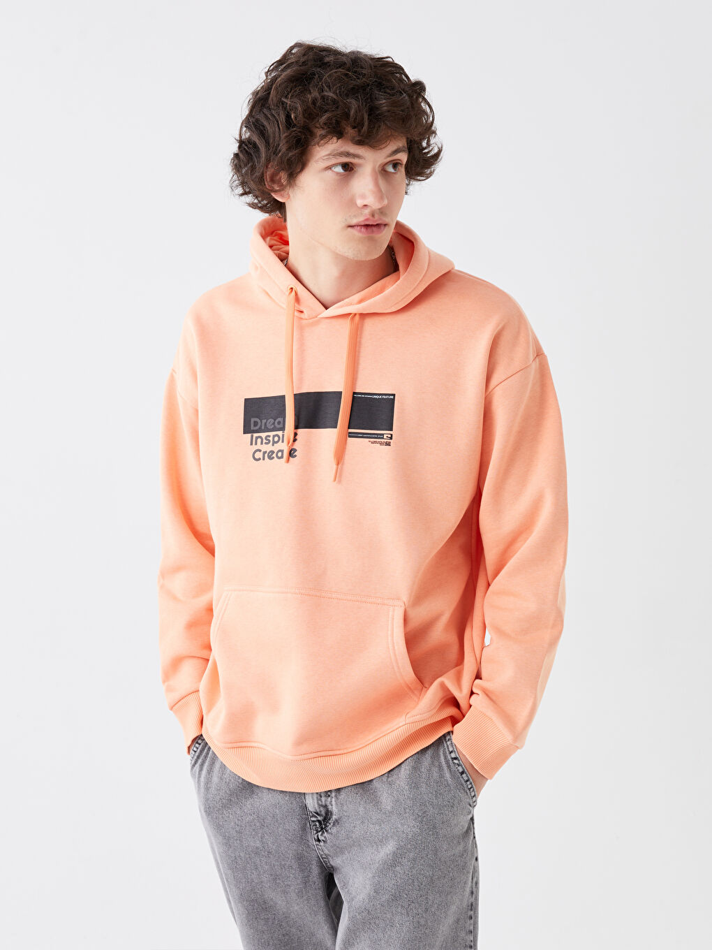 LCW Casual Açık Mercan Uzun Kollu Baskılı Erkek Hoodie