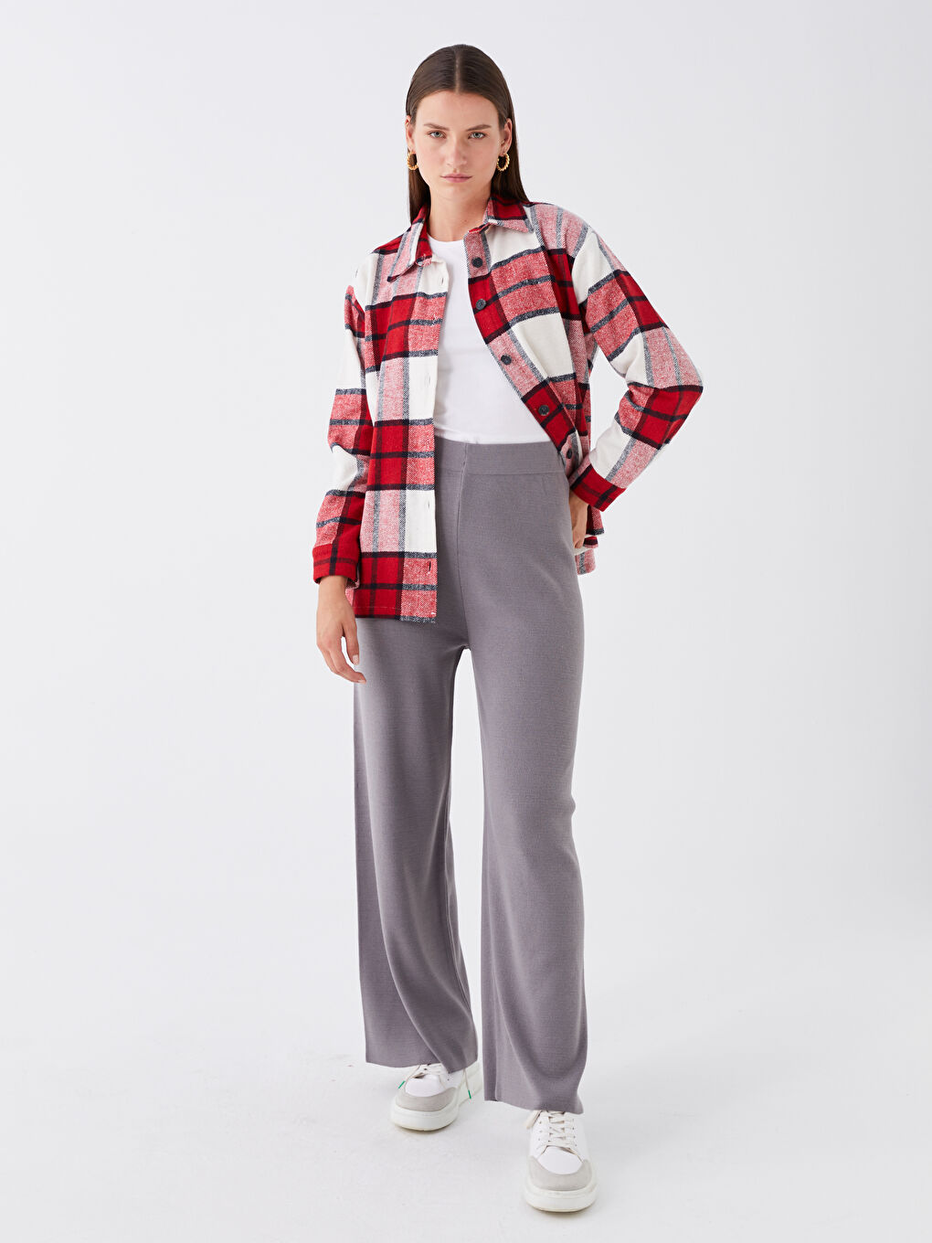 Gri Beli Lastikli Düz Geniş Paça Kadın Triko Pantolon