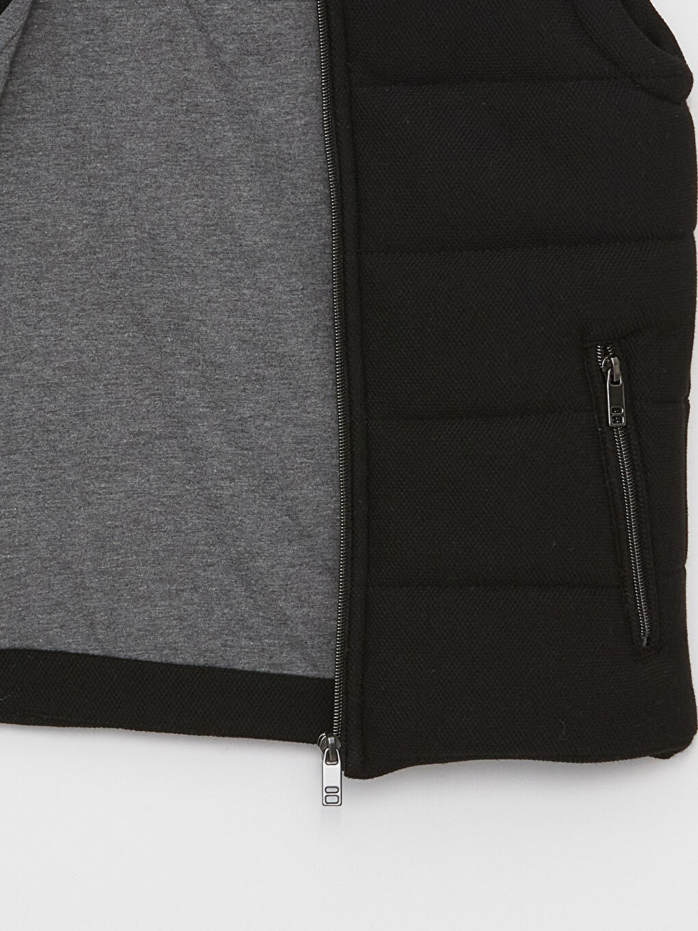 Siyah Dik Yaka Erkek Çocuk Yelek-1