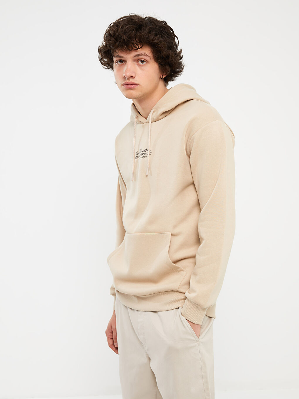 LCW Casual Bej Uzun Kollu Baskılı Erkek Hoodie