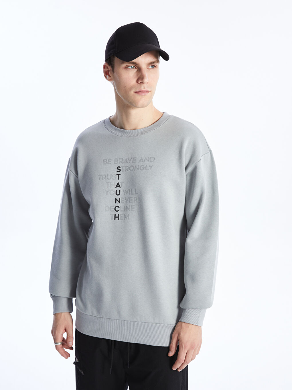 LCW Casual Gri Bisiklet Yaka Uzun Kollu Baskılı Erkek Kalın Sweatshirt