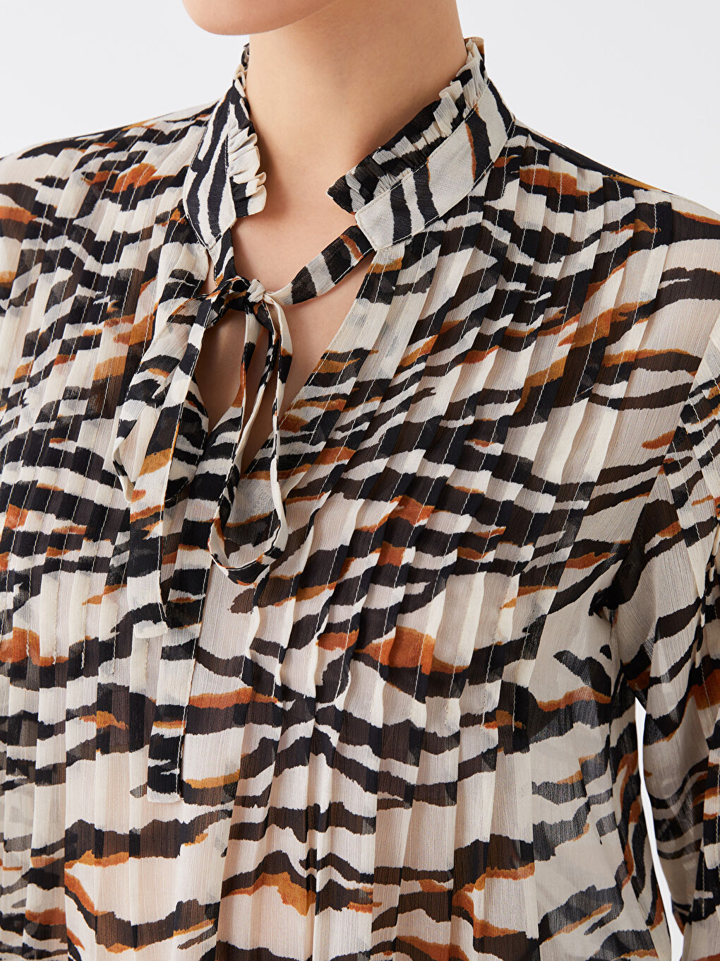 LCW Vision Tie Neck Patterned Long Sleeve Women's Blouse -W3DJ71Z8-LRA