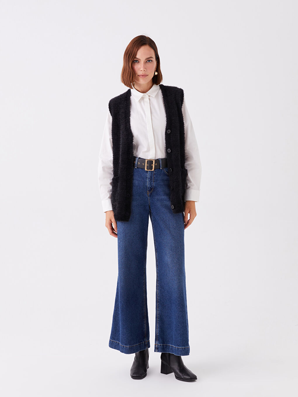 Siyah V Yaka Kadın Triko Yelek-2