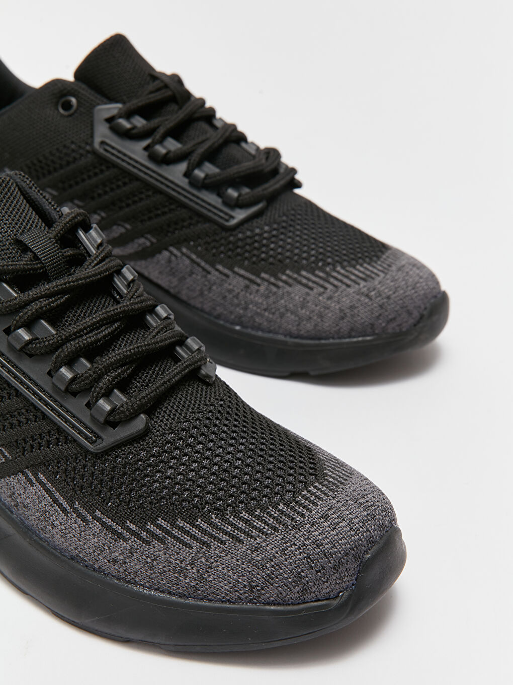 Lace-Up Men's Sneakers-2