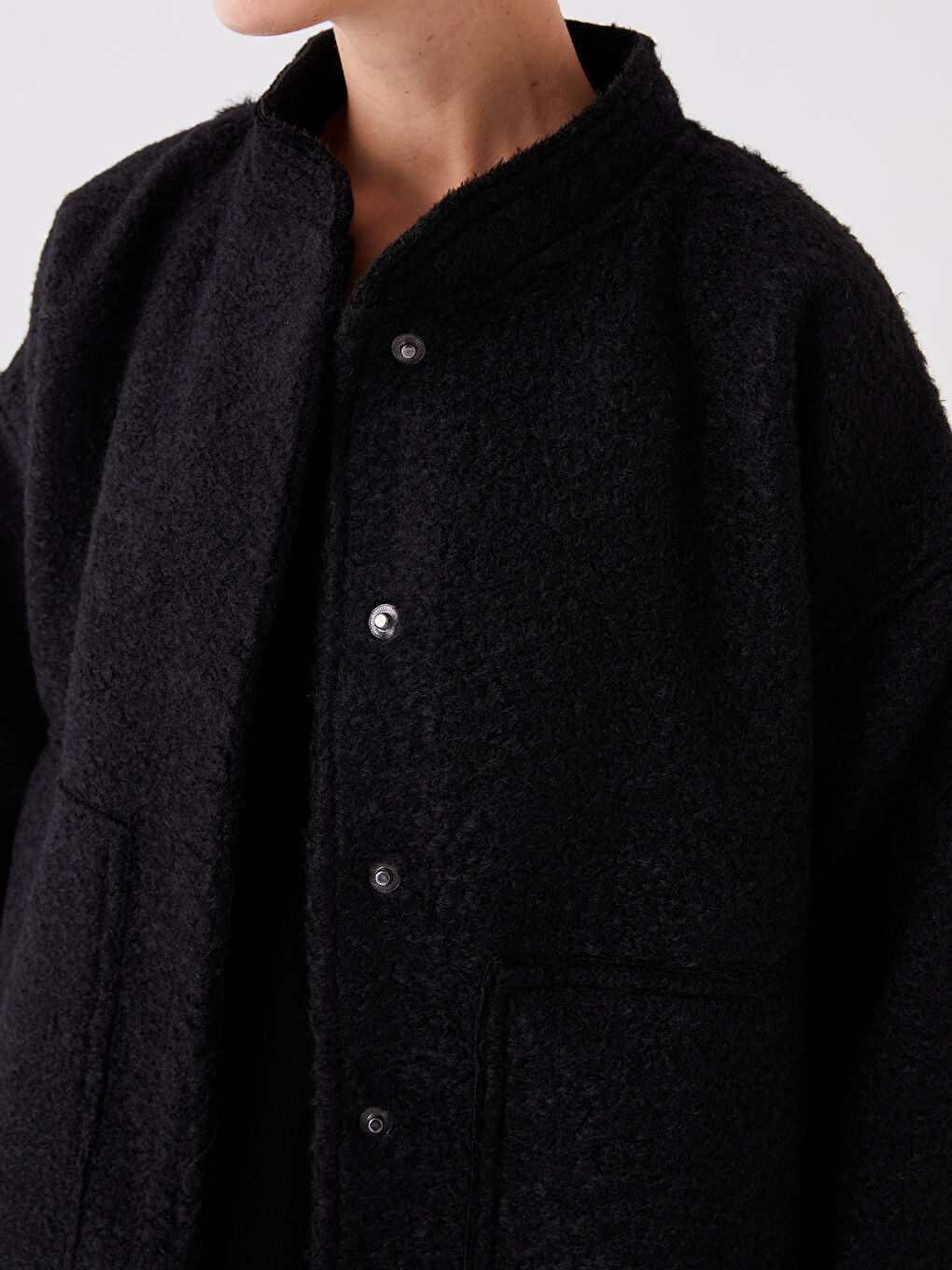 Siyah Dik Yaka Düz Oversize Kadın Kaşe Kaban-3