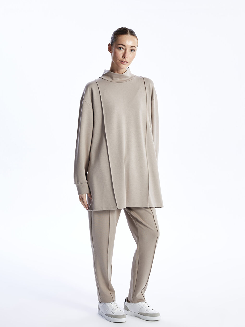 LCWAIKIKI Classic Elasticated Waist Regular Fit Women's Trousers -W3DN68Z8-FJS