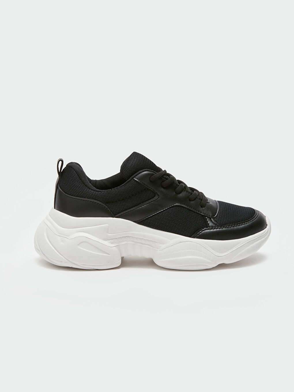 سنيكرز للسيدات بأربطة-1