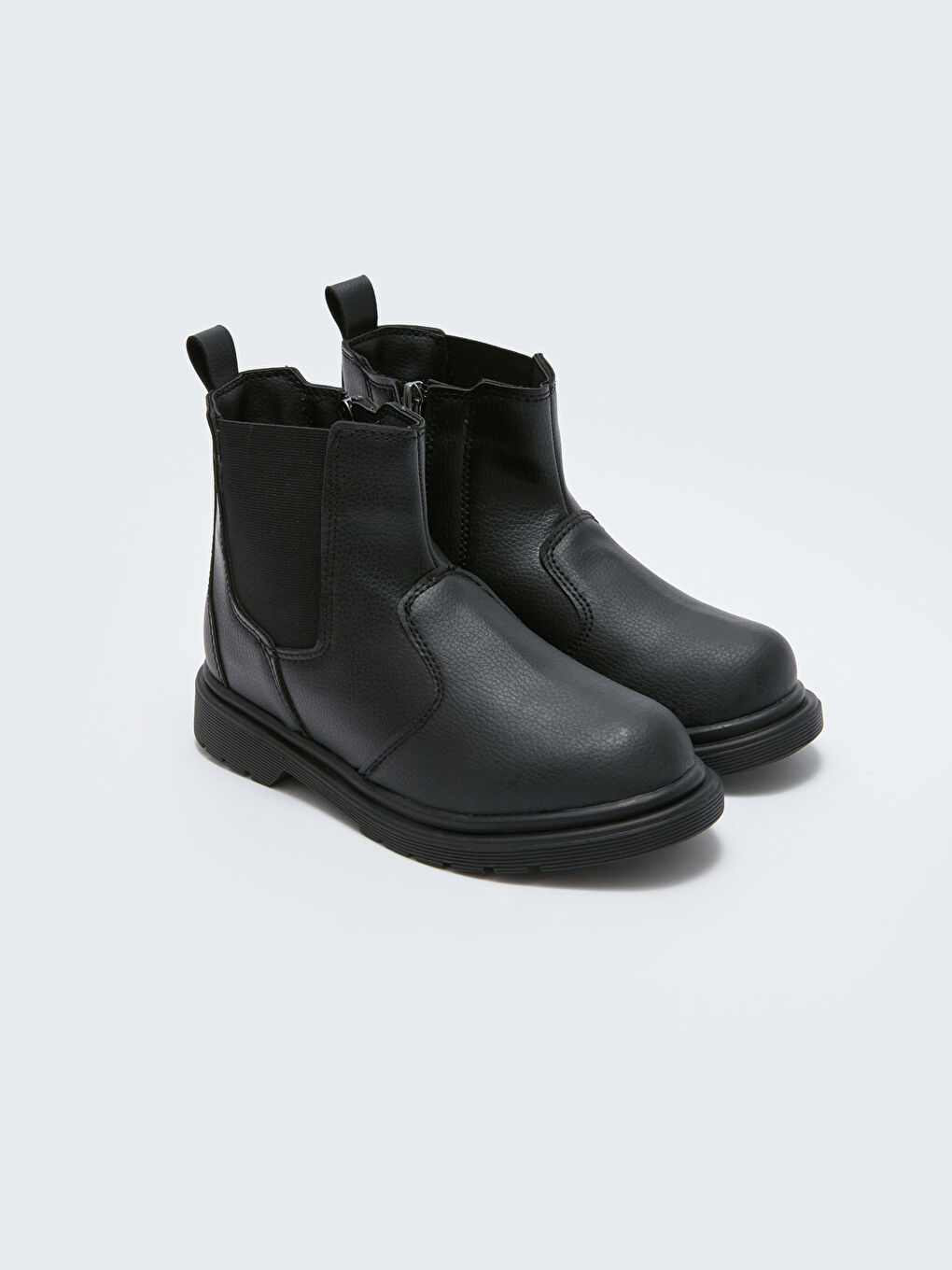 Siyah Deri Görünümlü Erkek Çocuk Bot