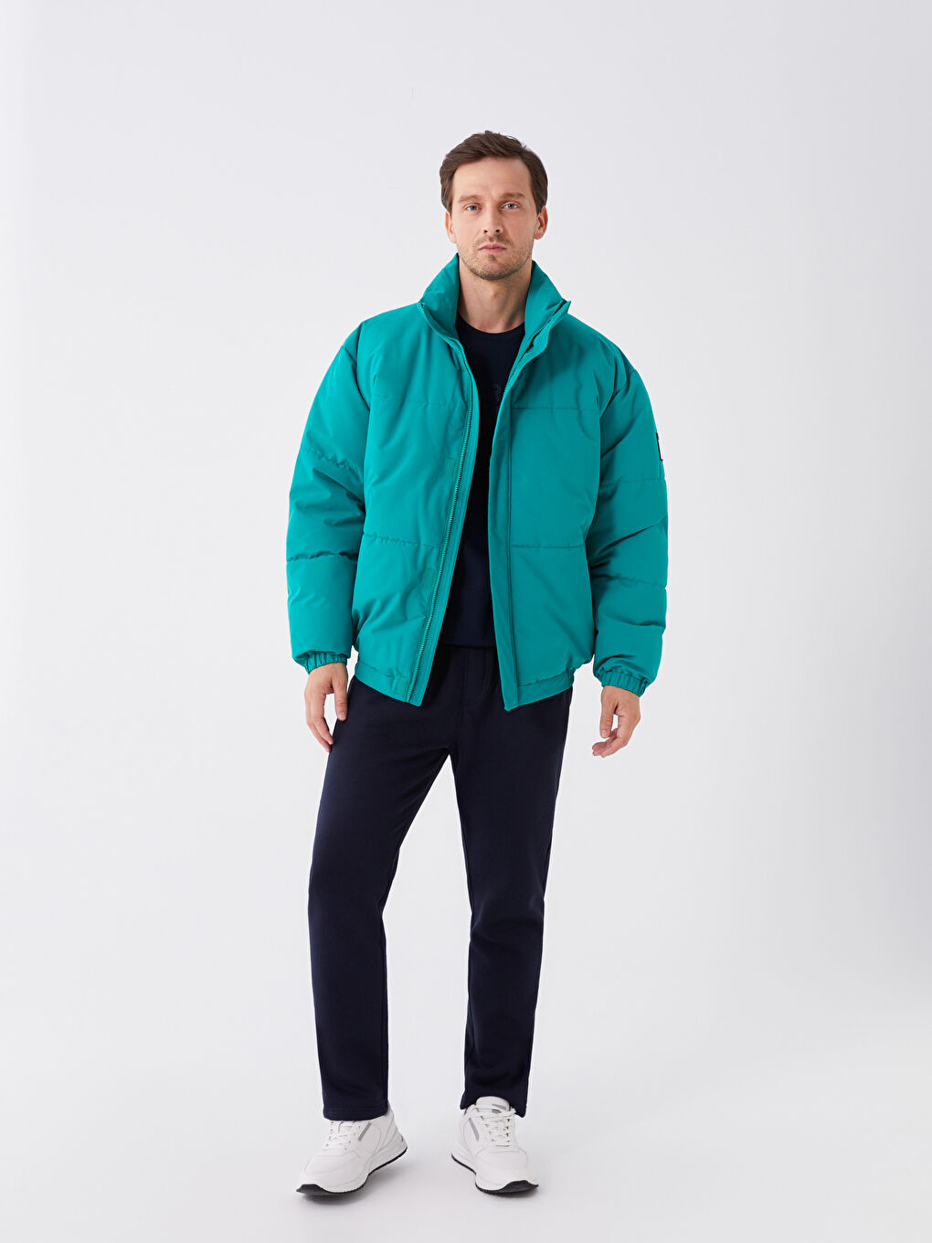 Relaxed Fit Funnel Neck Men's Puffer Coat-2