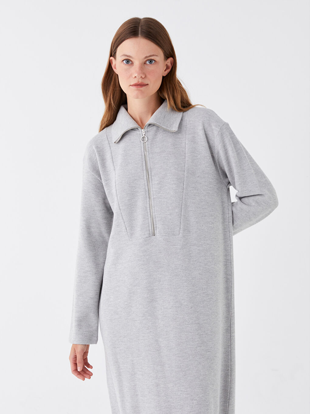 Gri Dik Yaka Düz Uzun Kollu Elbise