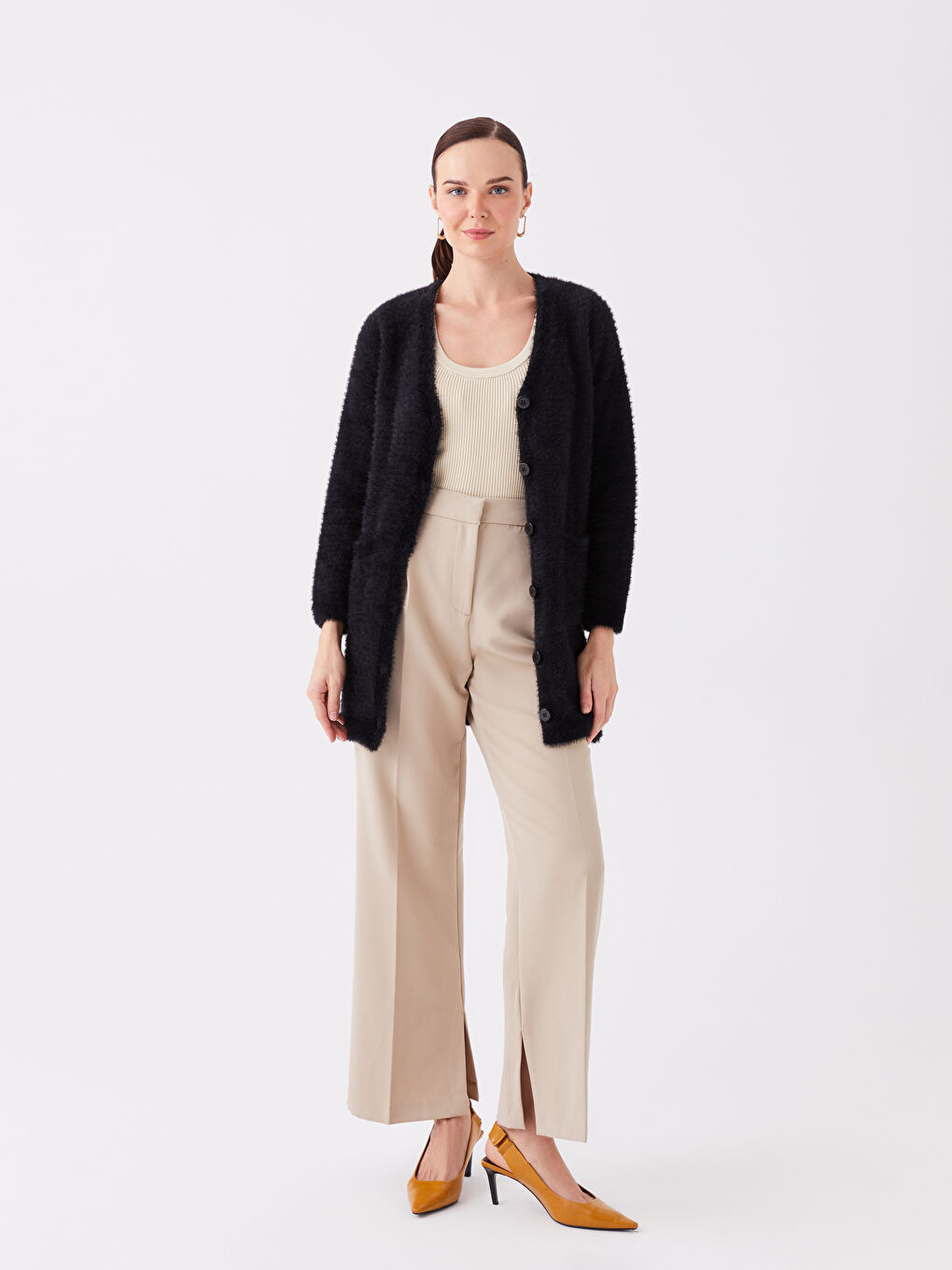 Siyah V Yaka Kadın Triko Hırka-2