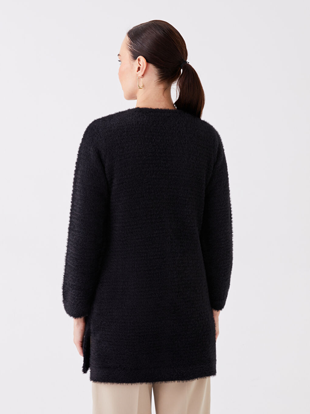 Siyah V Yaka Kadın Triko Hırka-4