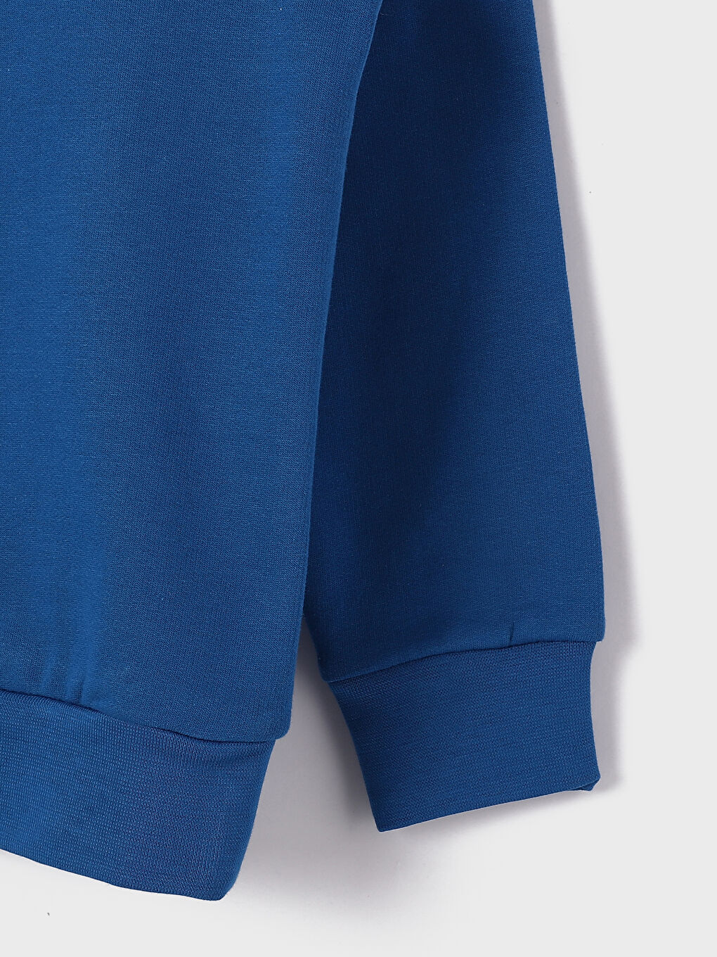 تيشيرت للأولاد بياقة دائرية مطبوع كم طويل-3