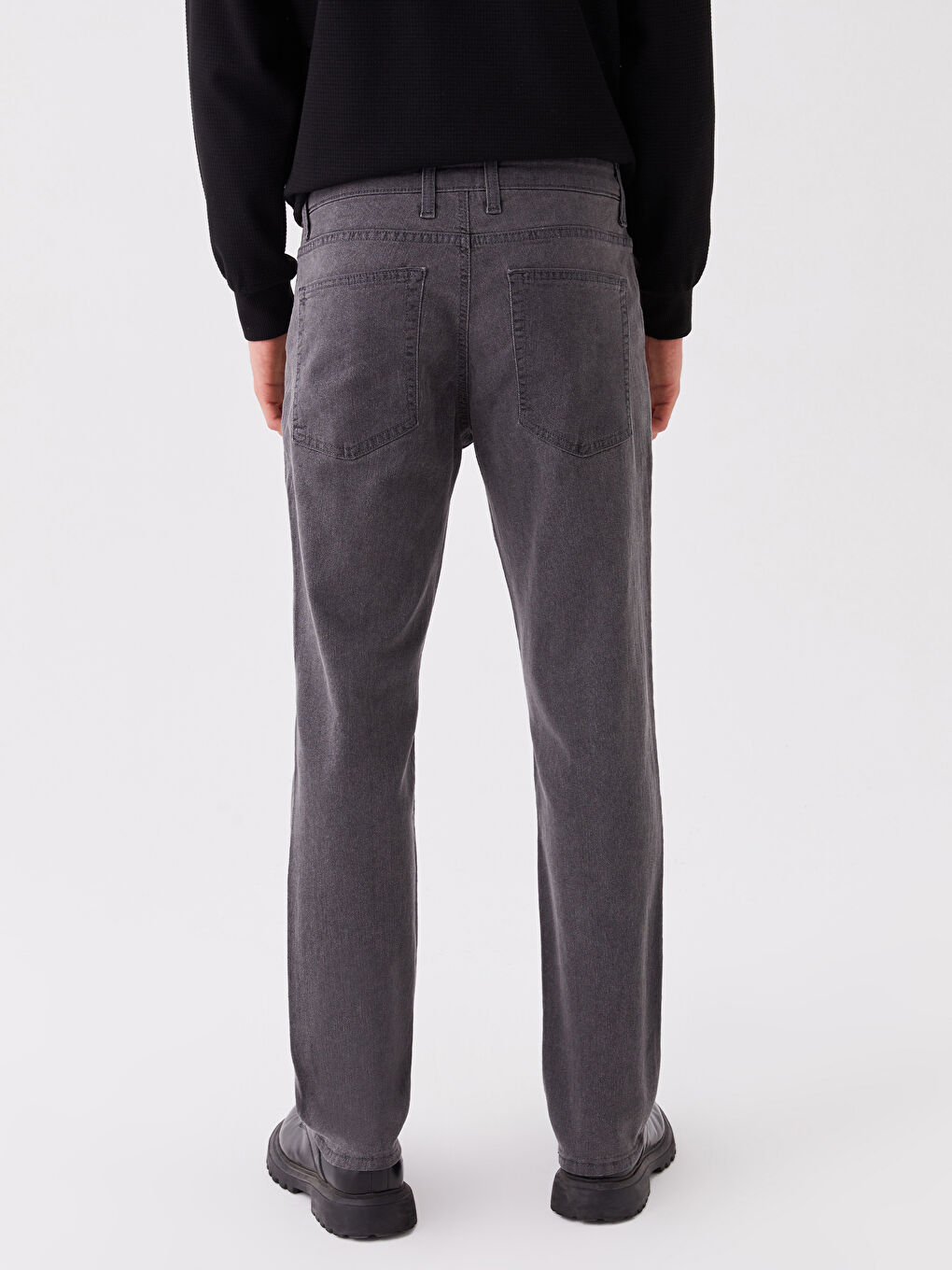 779 جينز بقصة عادية للرجال-4