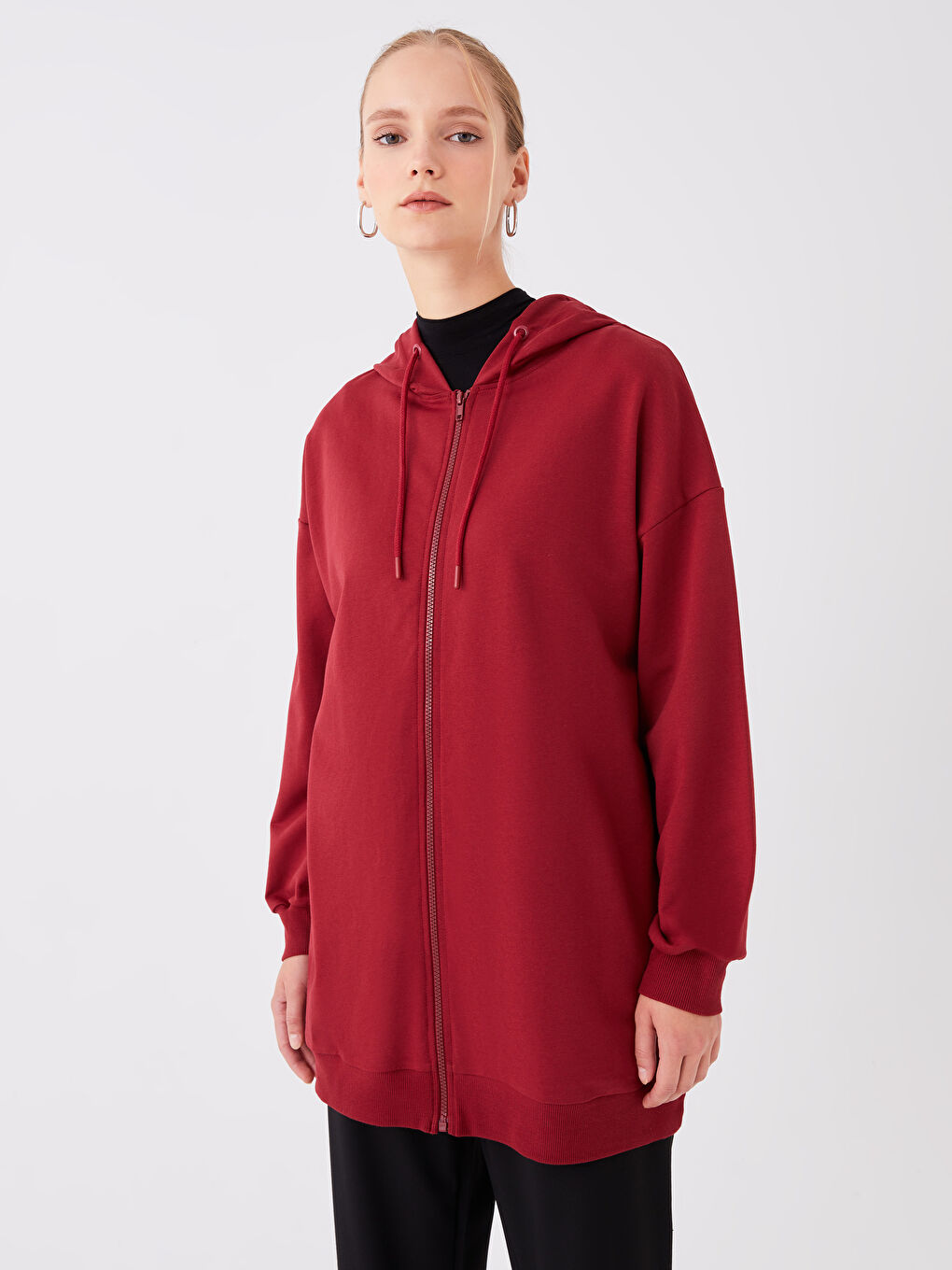 LCW Modest Kırmızı Kapüşonlu Oversize Kadın Fermuarlı Sweatshirt - 1