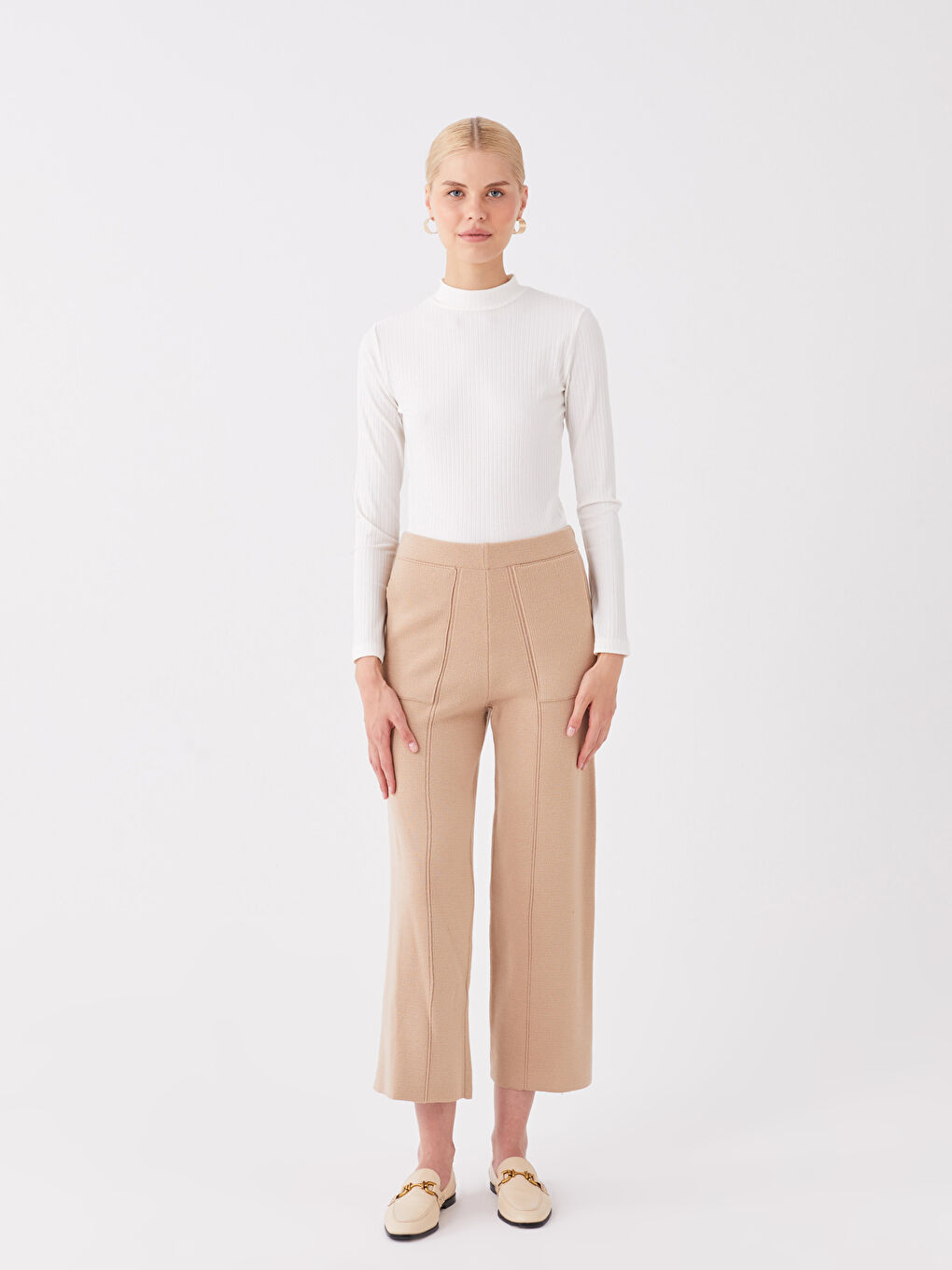 Ekru Yarım Balıkçı Yaka Kendinden Desenli Uzun Kollu Tunik-2